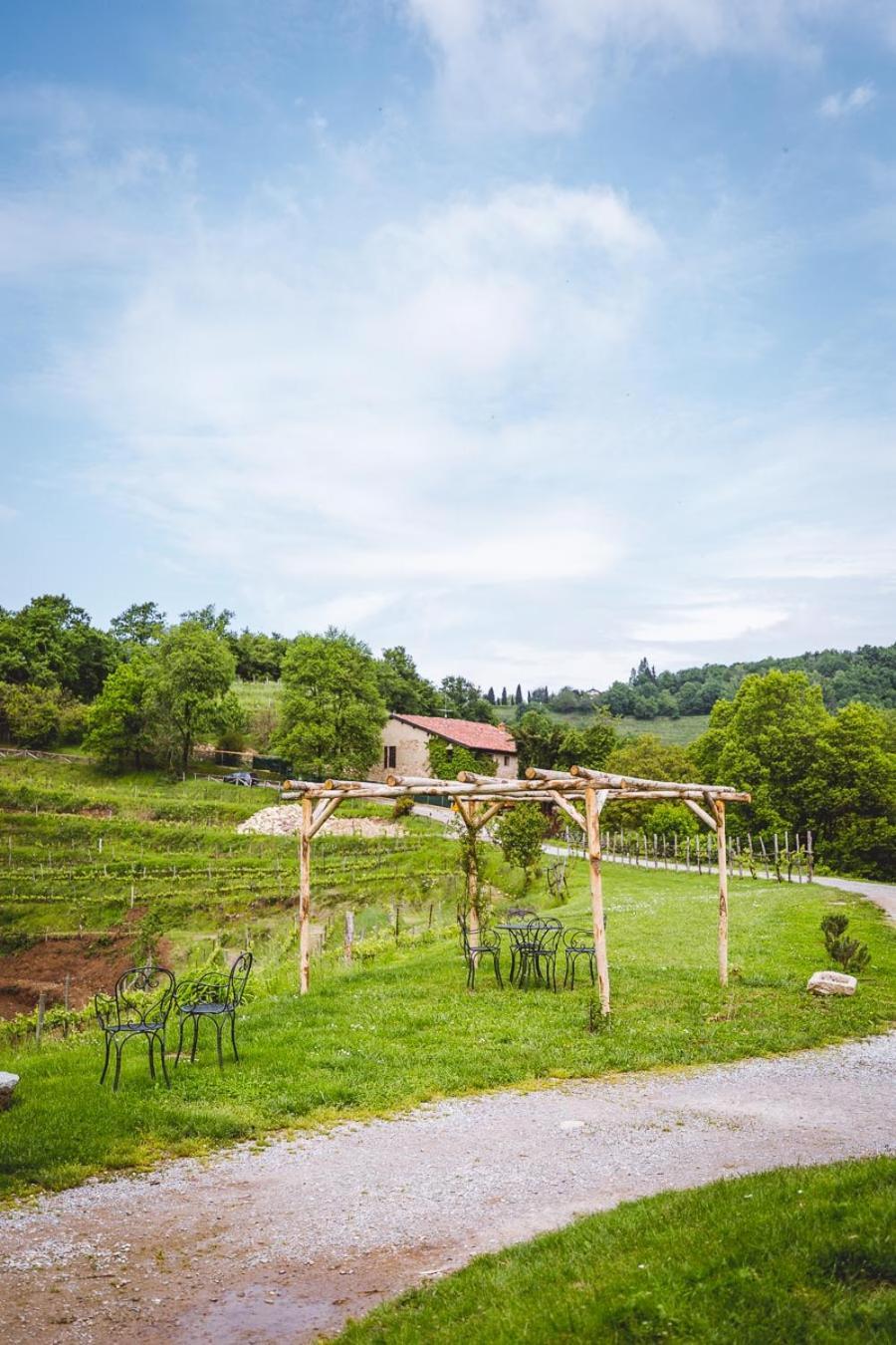 Agriturismo La Costa Rovagnate Exterior foto